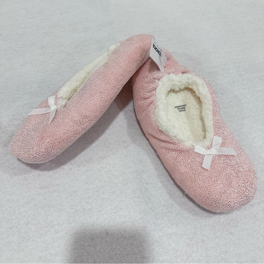 Size medium/large Slippers